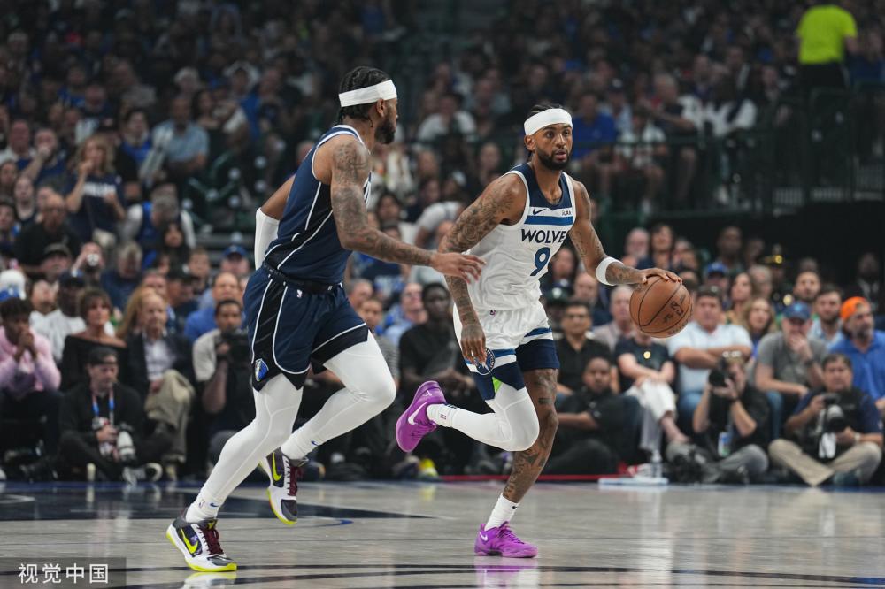 尔沃基雄鹿 尔沃基雄鹿