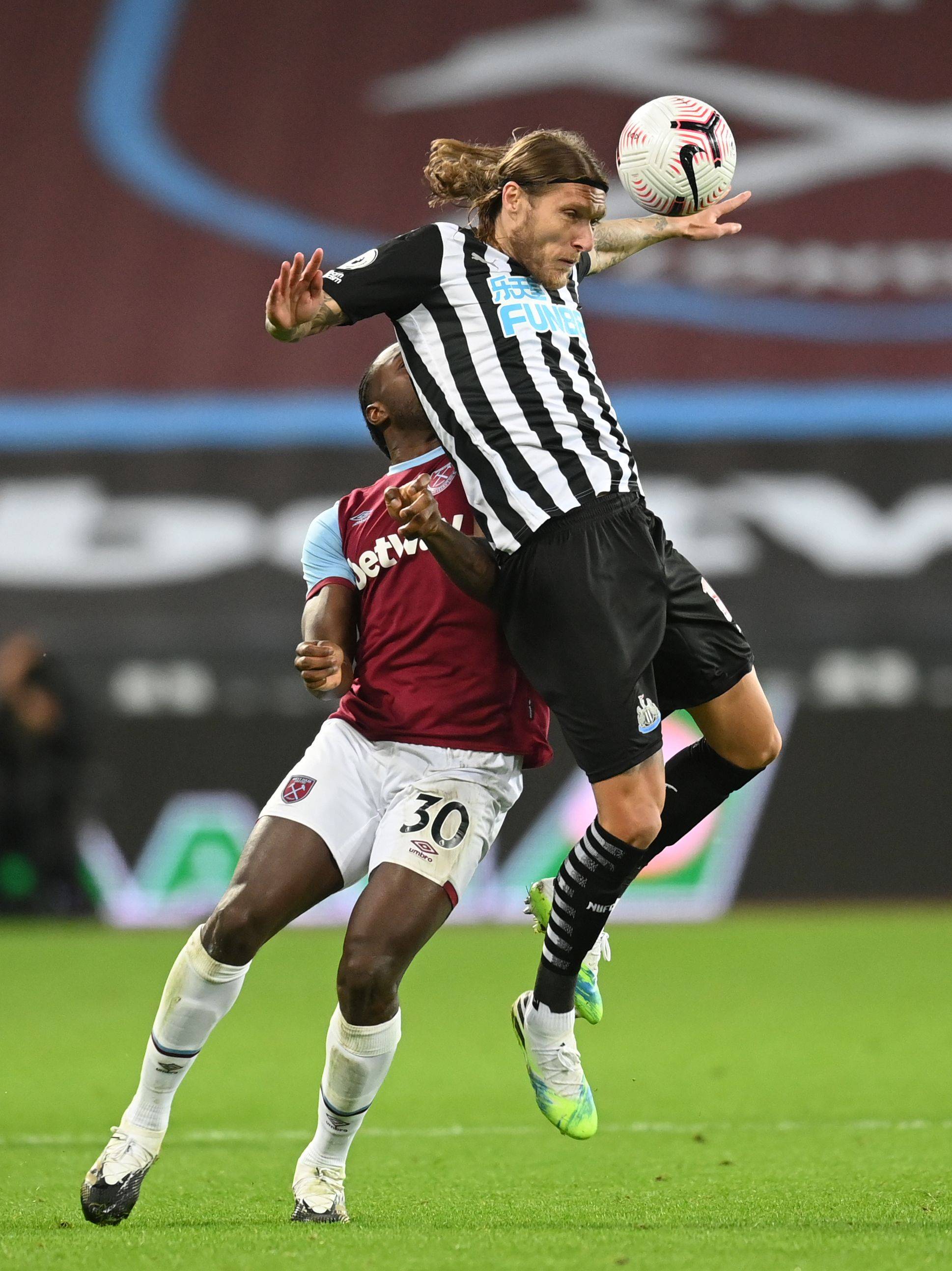 端的表现并 端的表现并