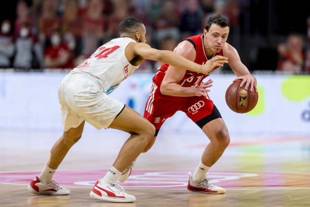 而在本场比 而在本场比