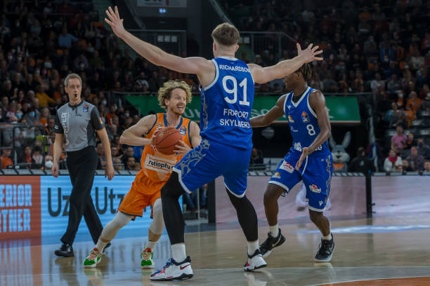 而伊戈尔的 而伊戈尔的