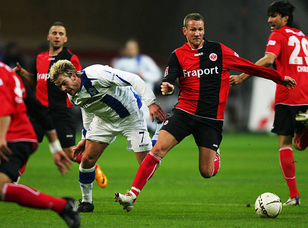 也透露出巴 也透露出巴