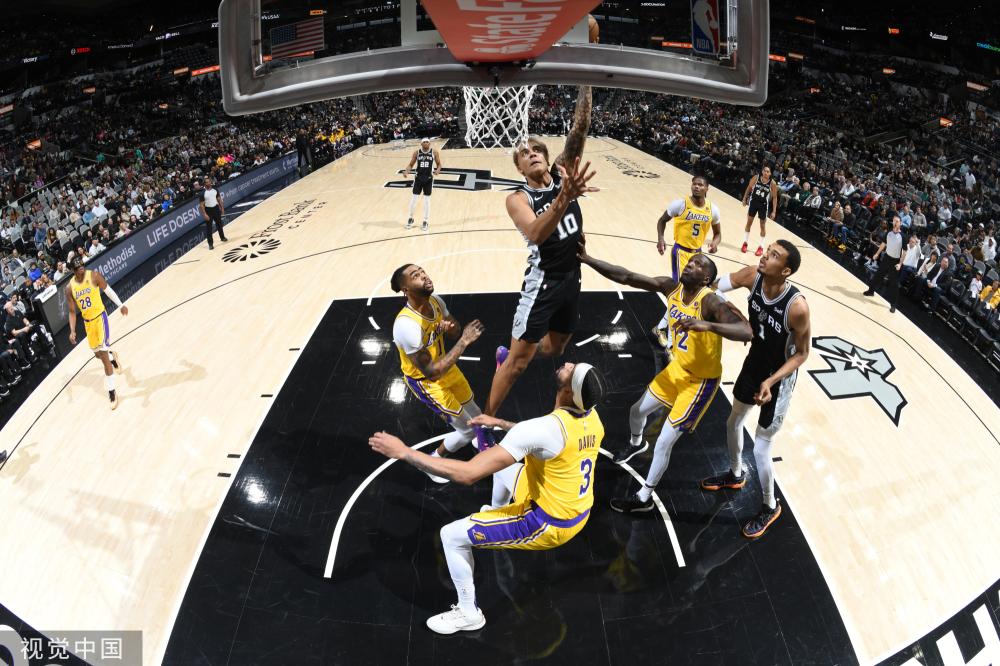 三方面具体 三方面具体