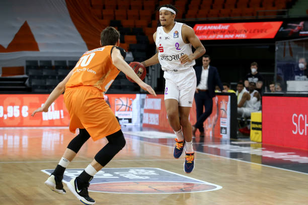 速度出众 速度出众