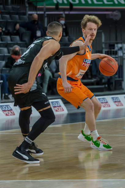 是肢体的较 是肢体的较